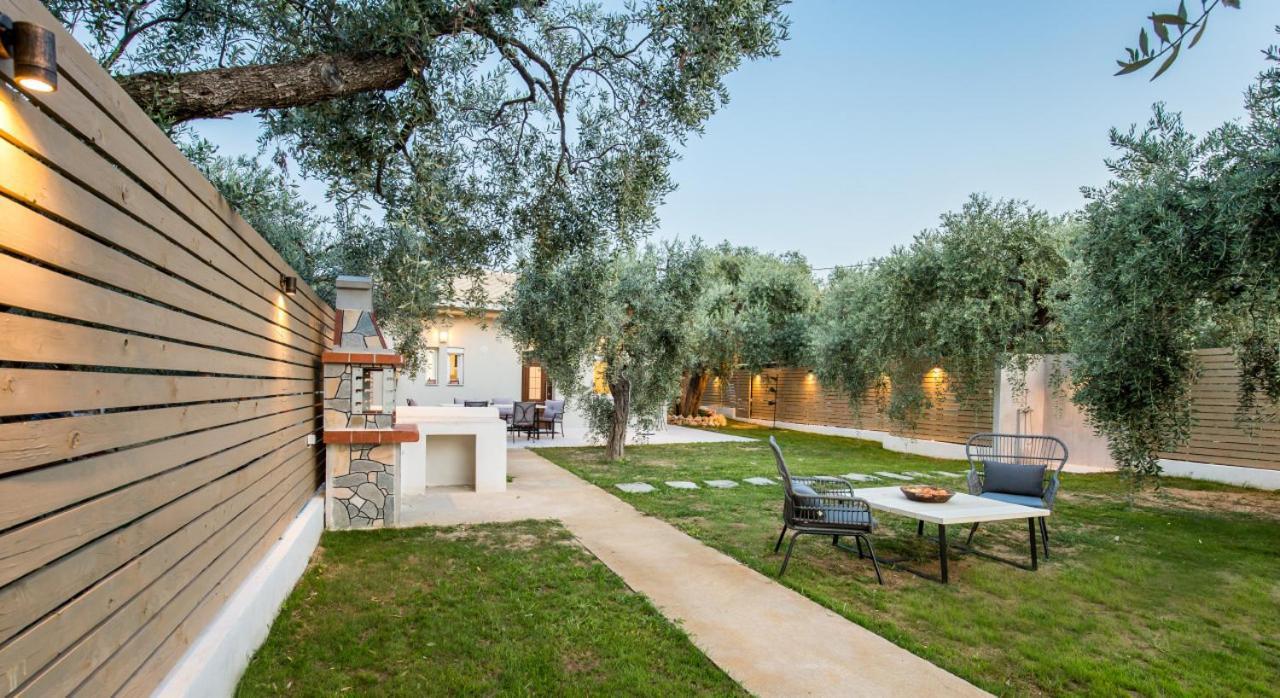 Villa 4 You Iliopetra 斯卡拉索提罗斯 外观 照片