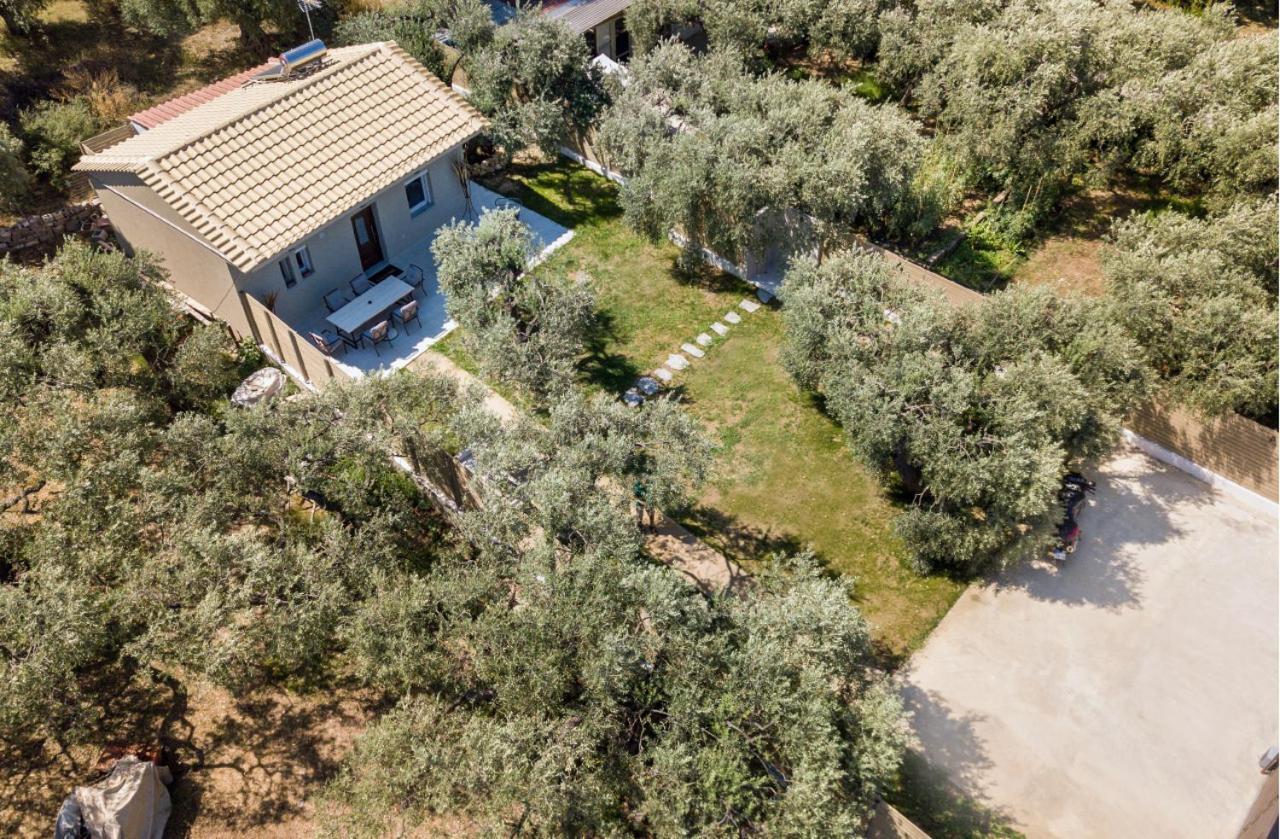 Villa 4 You Iliopetra 斯卡拉索提罗斯 外观 照片