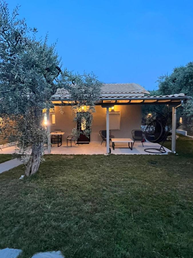Villa 4 You Iliopetra 斯卡拉索提罗斯 外观 照片